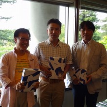 団体の部第3位　久留米北支部　左から小山田会員・岩永会員・枝光会員