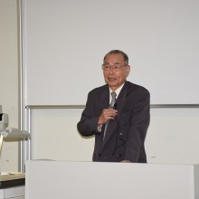 専門講座する西島先生