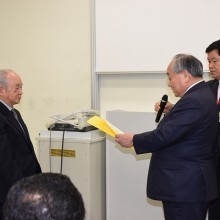 閉講式 終了証授与 本会の小柳政則先生