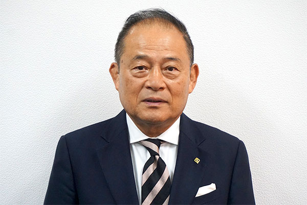 (公社)福岡県柔道整復師会 会長 塩川 哲也